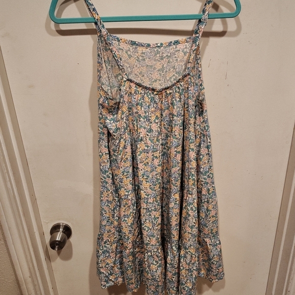 Old Navy Multicolor Floral Tiered Swing Dress Sz M Summer Vacation Cottagecore - Picture 7 of 7